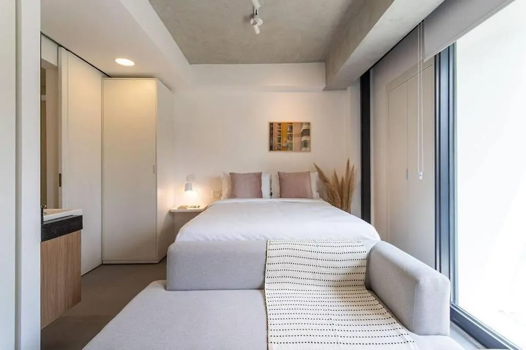 Apt. Inteiro Recem-Reformado - Vila Madalena Sao Paulo Brazil
