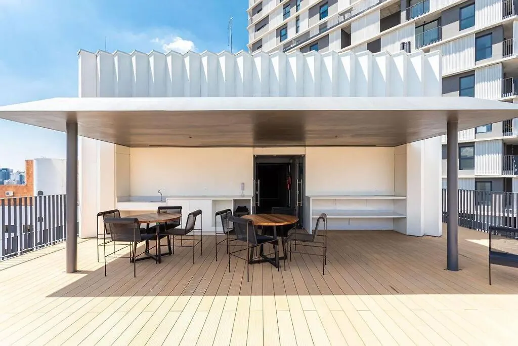 Apt. Inteiro Recem-Reformado - Vila Madalena Sao Paulo Brazil