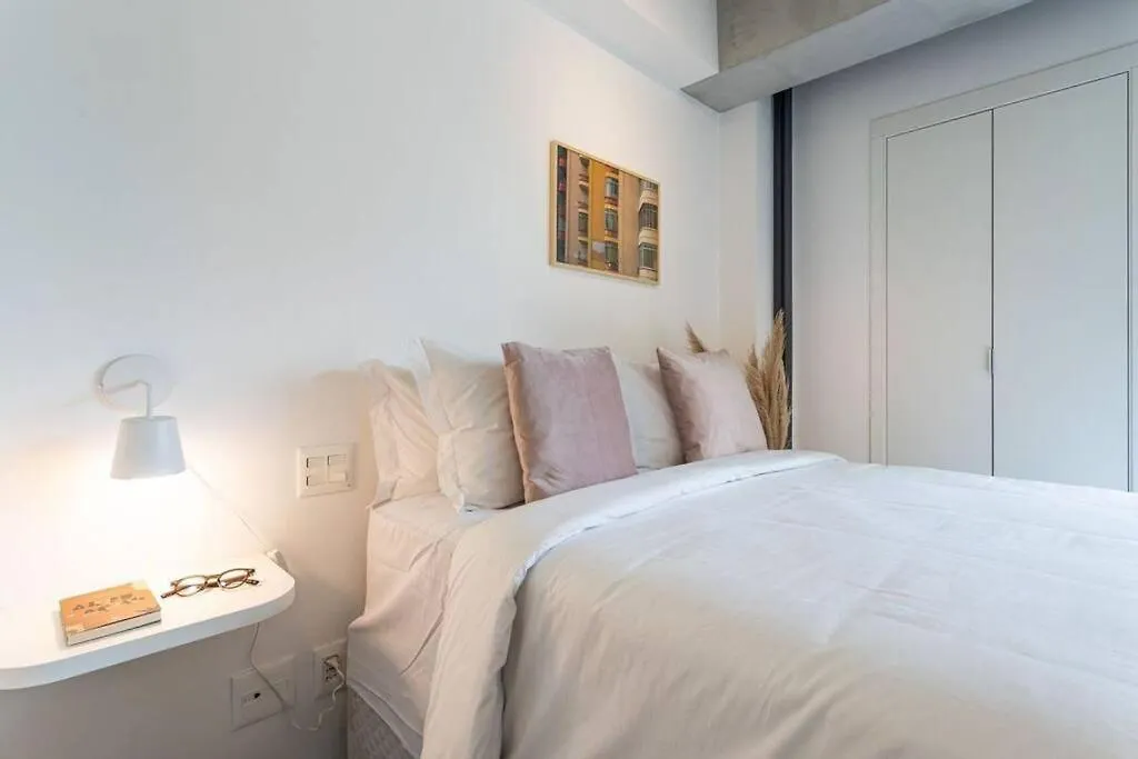 Apt. Inteiro Recem-Reformado - Vila Madalena São Paulo 0*,